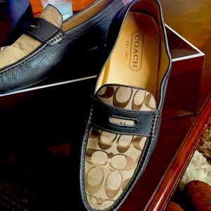 Men’s Khaki / Chestnut Loafers Size 13